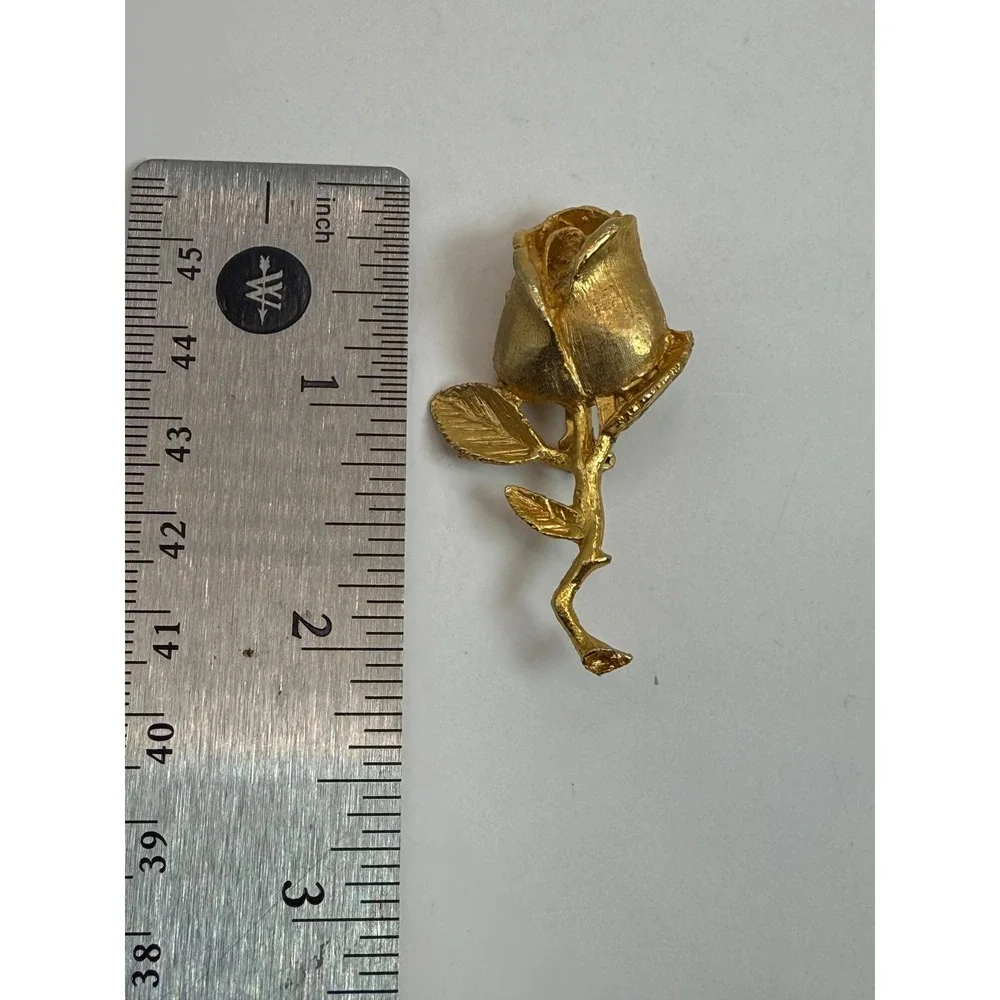 The Unbranded Brand vintage gold